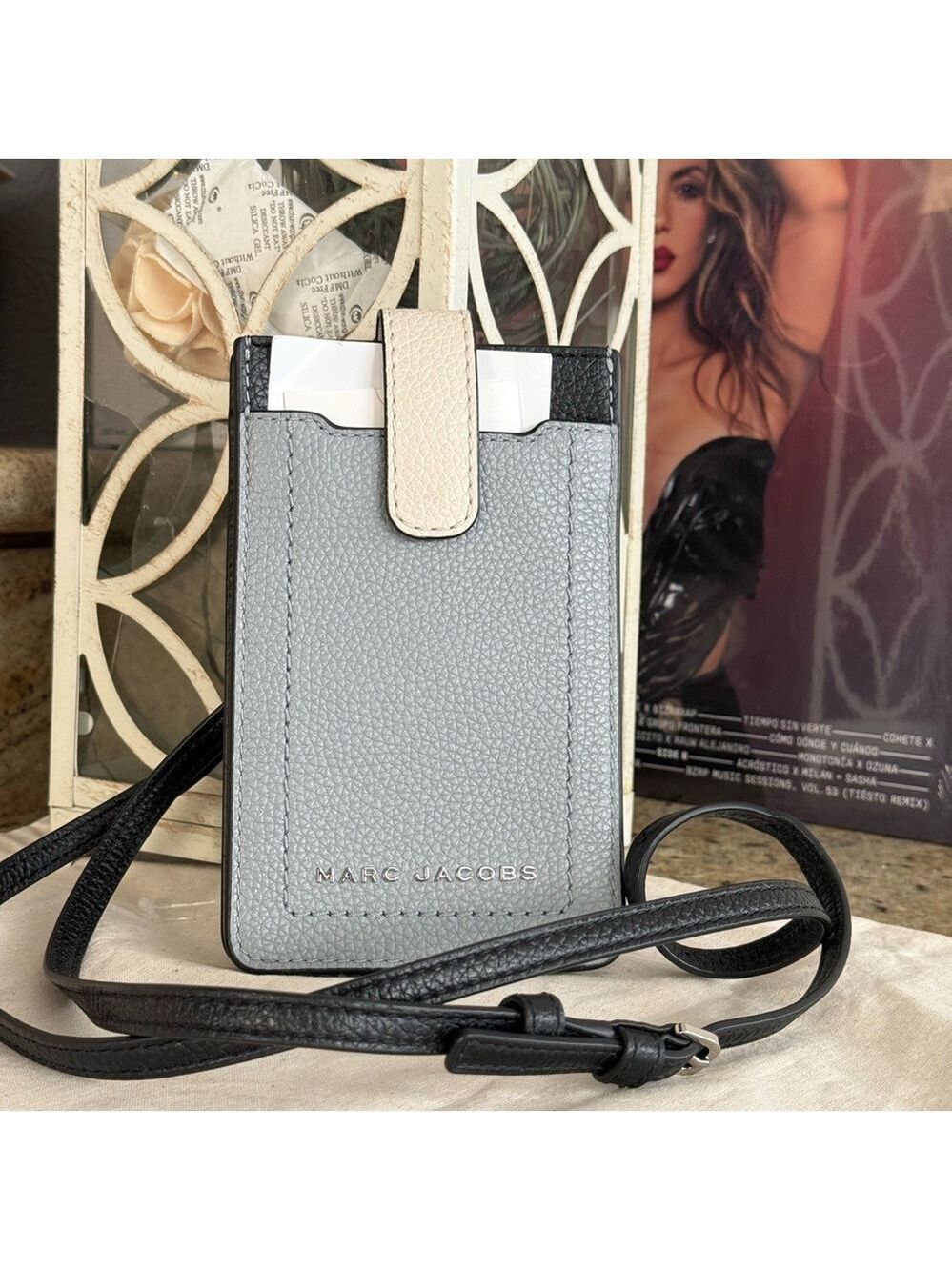 New Marc Jacobs Groove Pebble Leather Phone Crossbody Bag Prune Black/light Blue